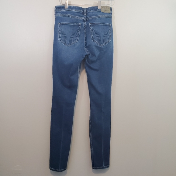 hollister Super Skinny Jeans - Picture 2 of 15